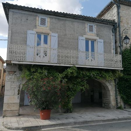 Cahors Sud : Maison Quercynoise Avec Vue Sur Place Du Village Castelnau-Montratier Exterior foto